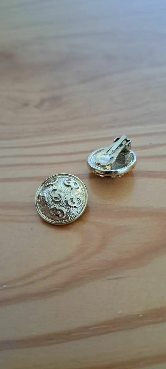 Christian Dior gold plated clip on earrings - Image 2