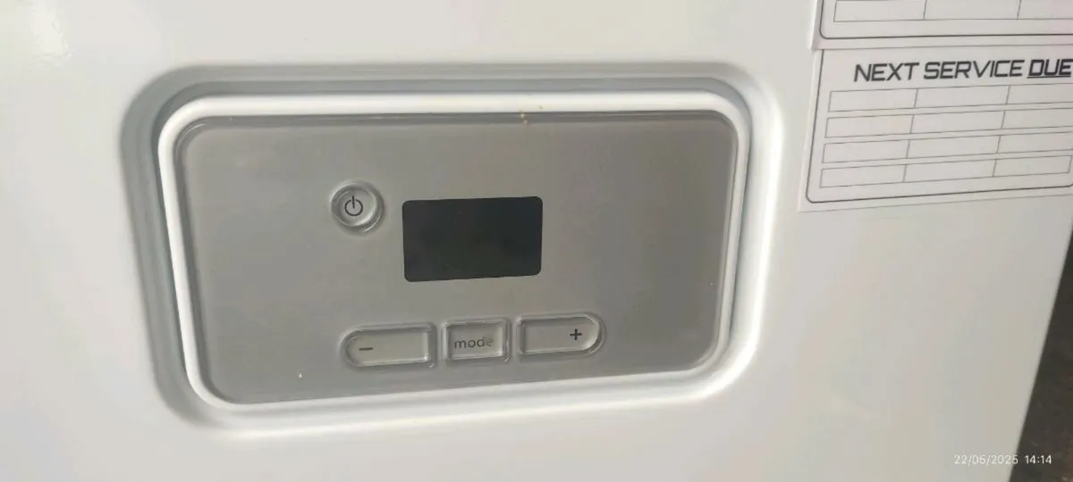 Glow worm gas boiler - Image 3