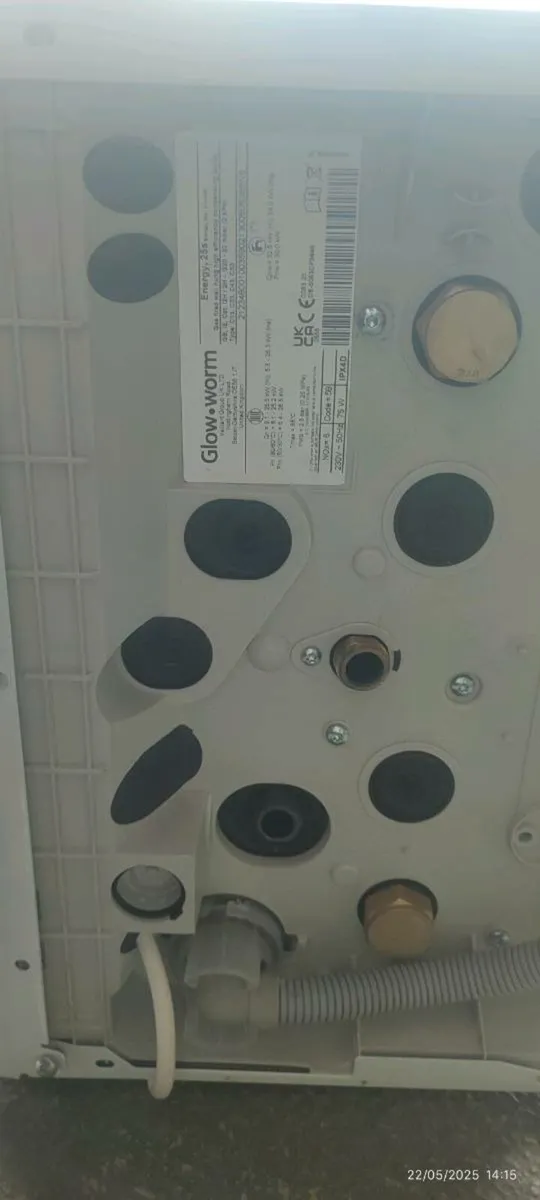 Glow worm gas boiler - Image 4