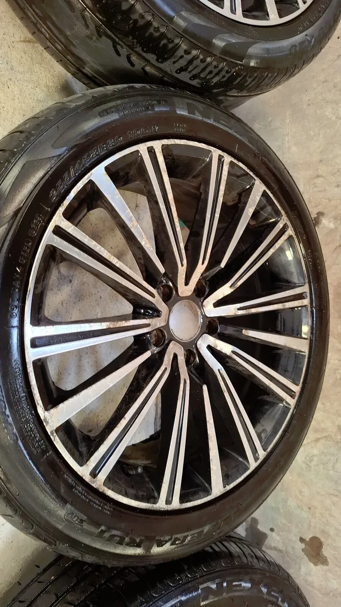 20 inch VW  Alloy Rims  Tyres for sale  255/45ZR20 - Image 4