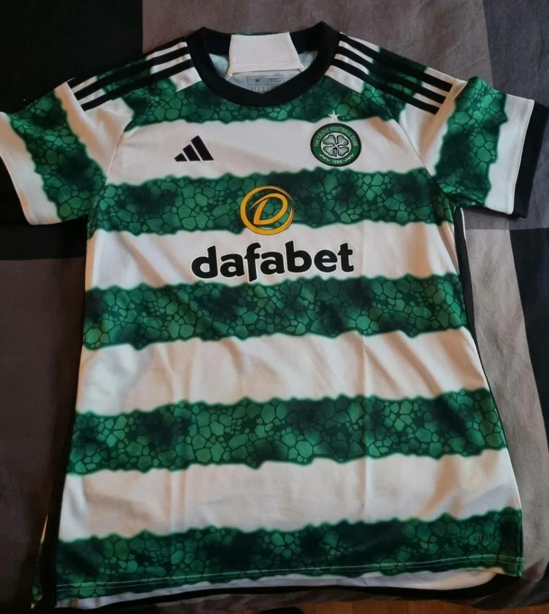 Celtic Glasgow 2023/24 shirt for sale - Image 1