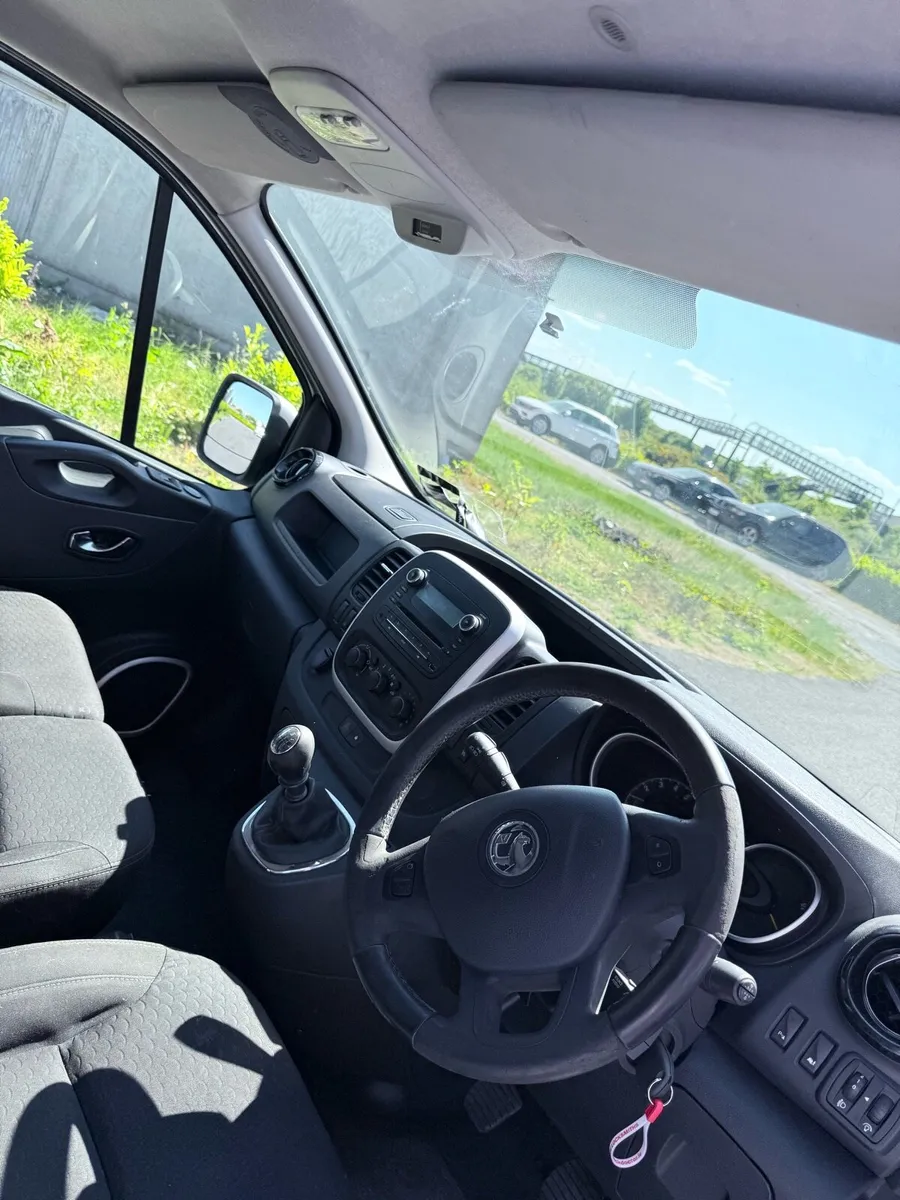 2015 Opel Vivaro 1.6 CDTI - Image 4