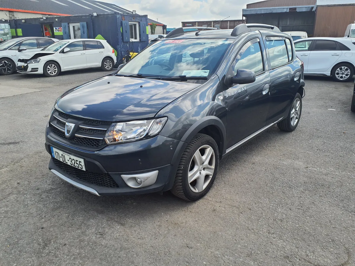 2017 Dacia sandero - Image 1