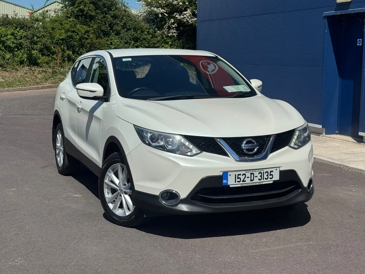 Nissan Qashqai 2015 White low mileage - Image 1