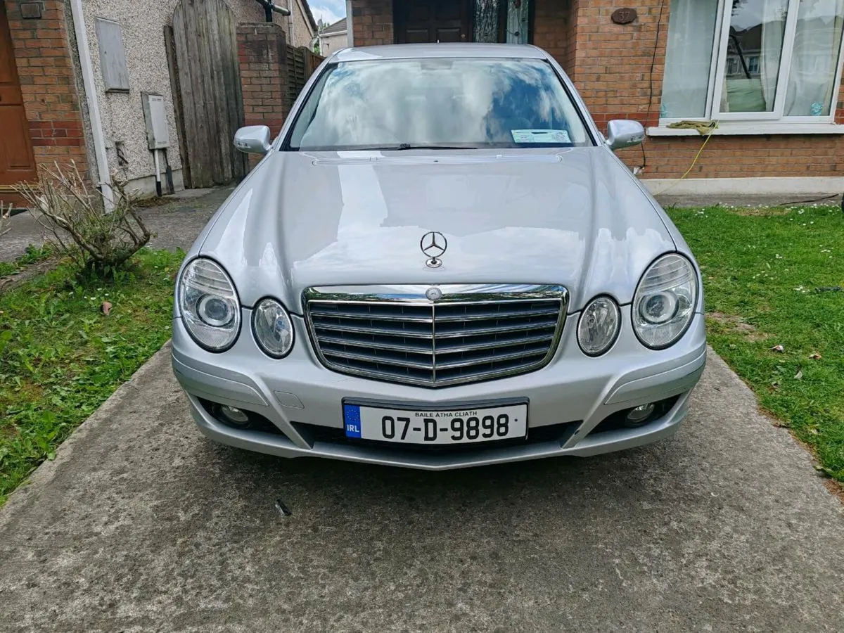 Mercedes E200 - Image 1