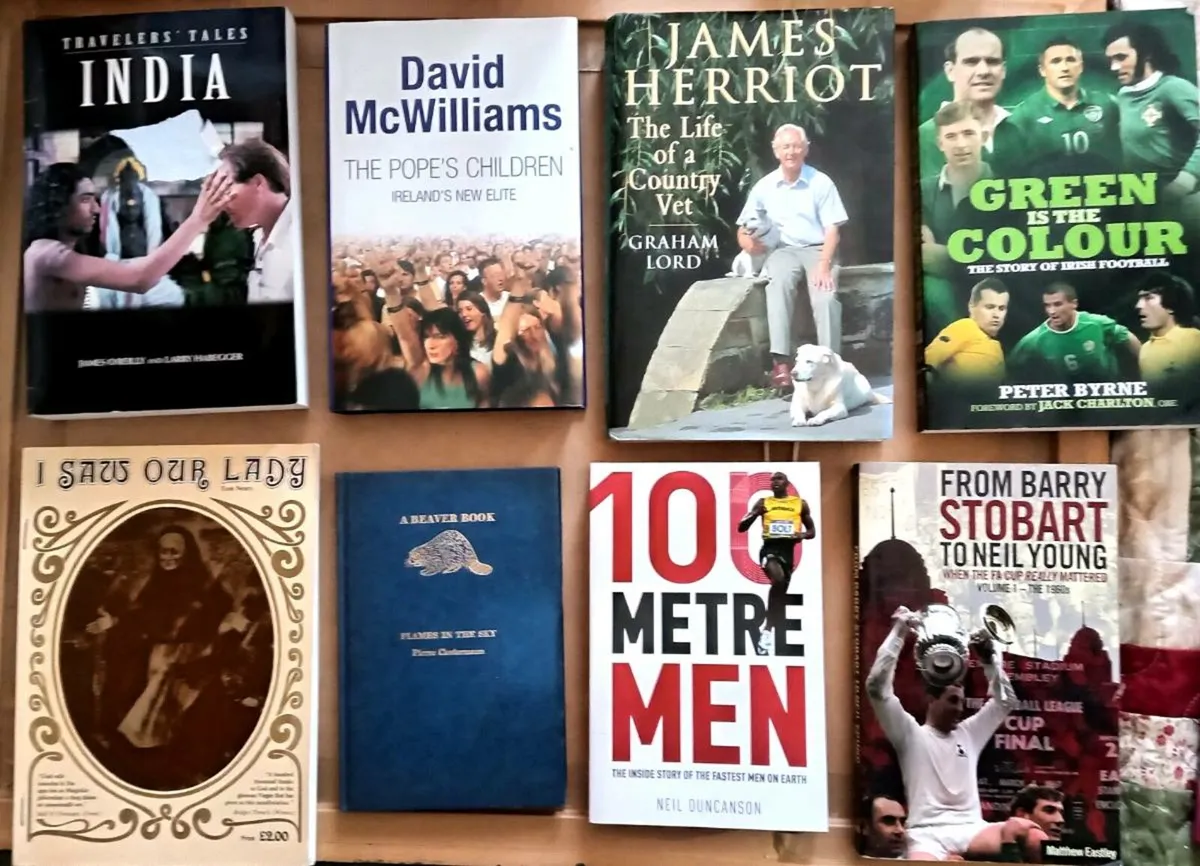 Any Two Books for Ten Euros (9 photos) - Image 3