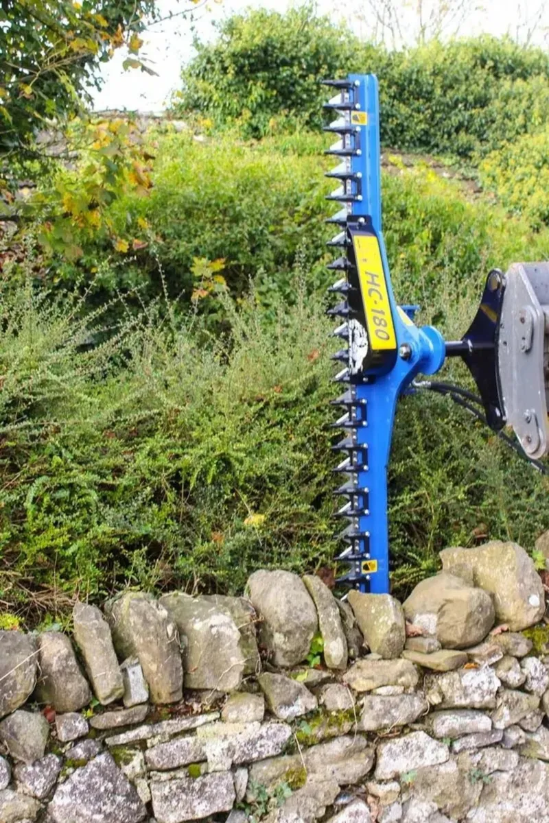 Slanetrac HC180 Fingerbar Hedgecutter - Image 3
