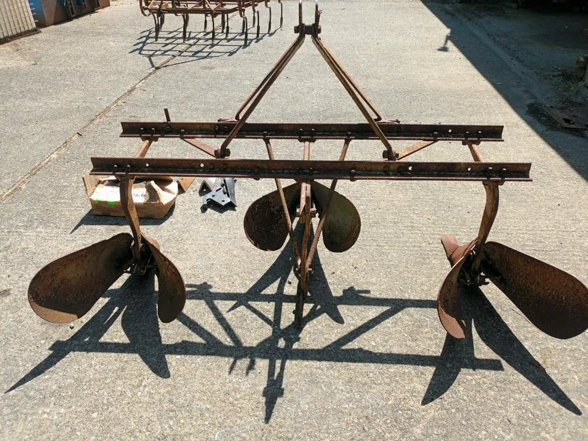 Ferguson drill plough - Image 2