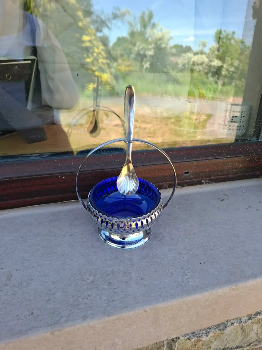 Blue glass sugar bowl postage possible