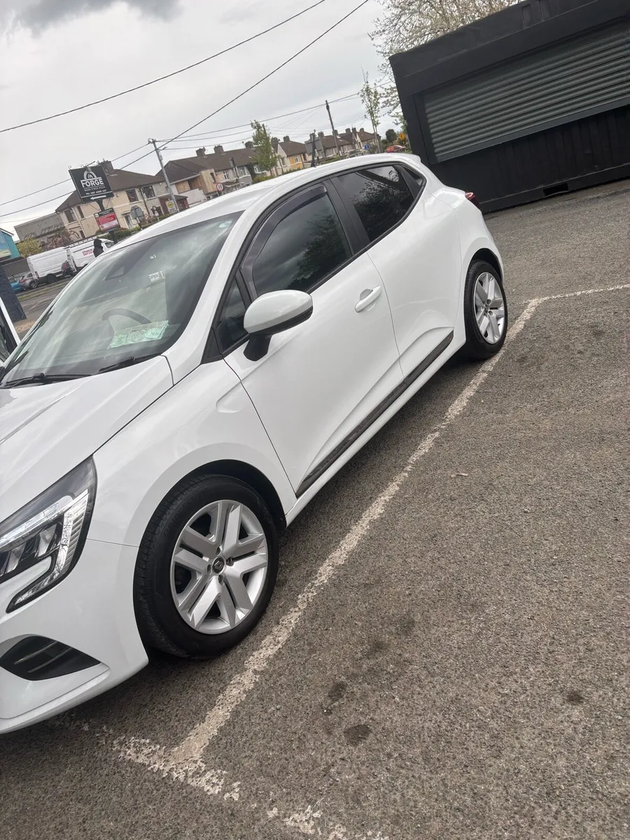 Renault Clio TCE100 White - Image 3