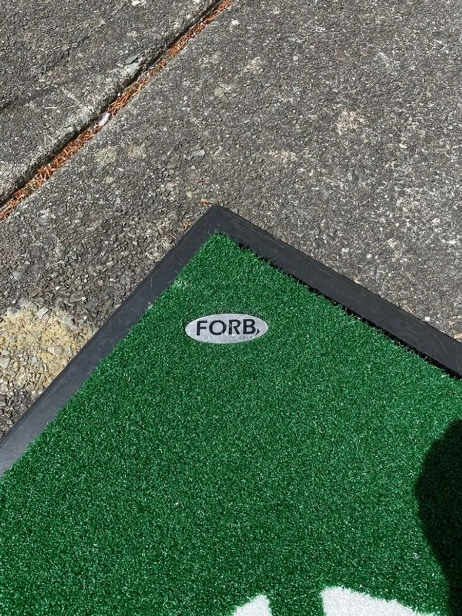 FORB Golf hitting/teaching mat [+ rubber base] - Image 2