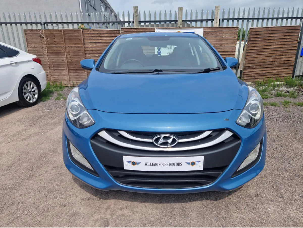 Hyundai i30 1.4 ACTIVE 100PS 5DR - Image 3