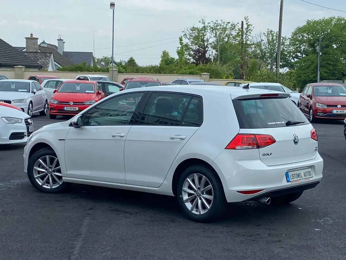 152 VW GOLF LOUNGE 1.2 AUTOMATIC - Image 3