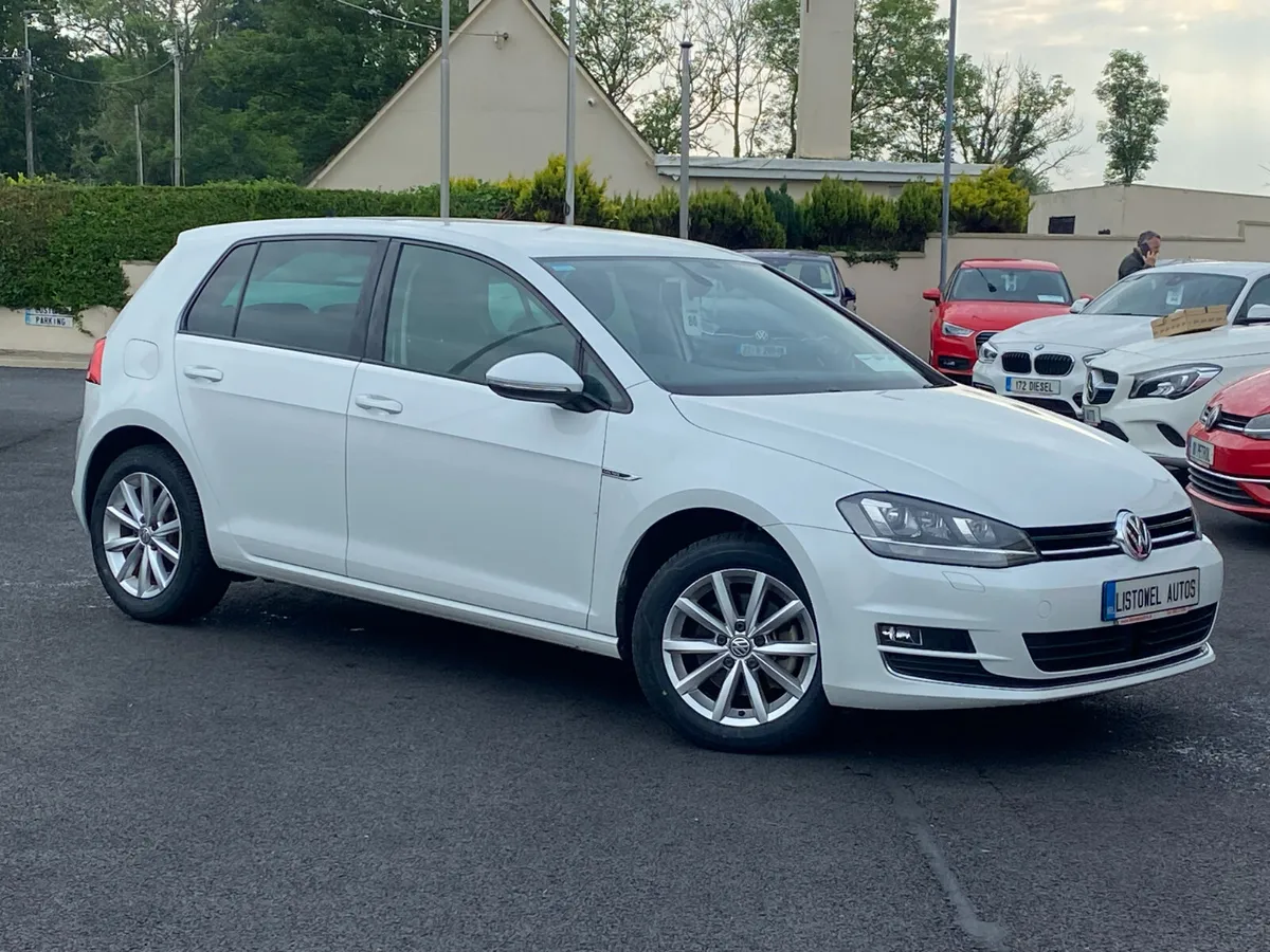 152 VW GOLF LOUNGE 1.2 AUTOMATIC - Image 2