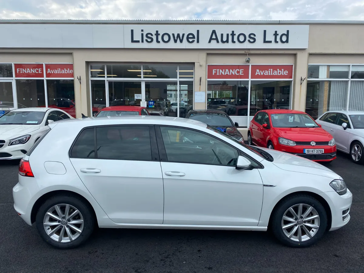 152 VW GOLF LOUNGE 1.2 AUTOMATIC - Image 1