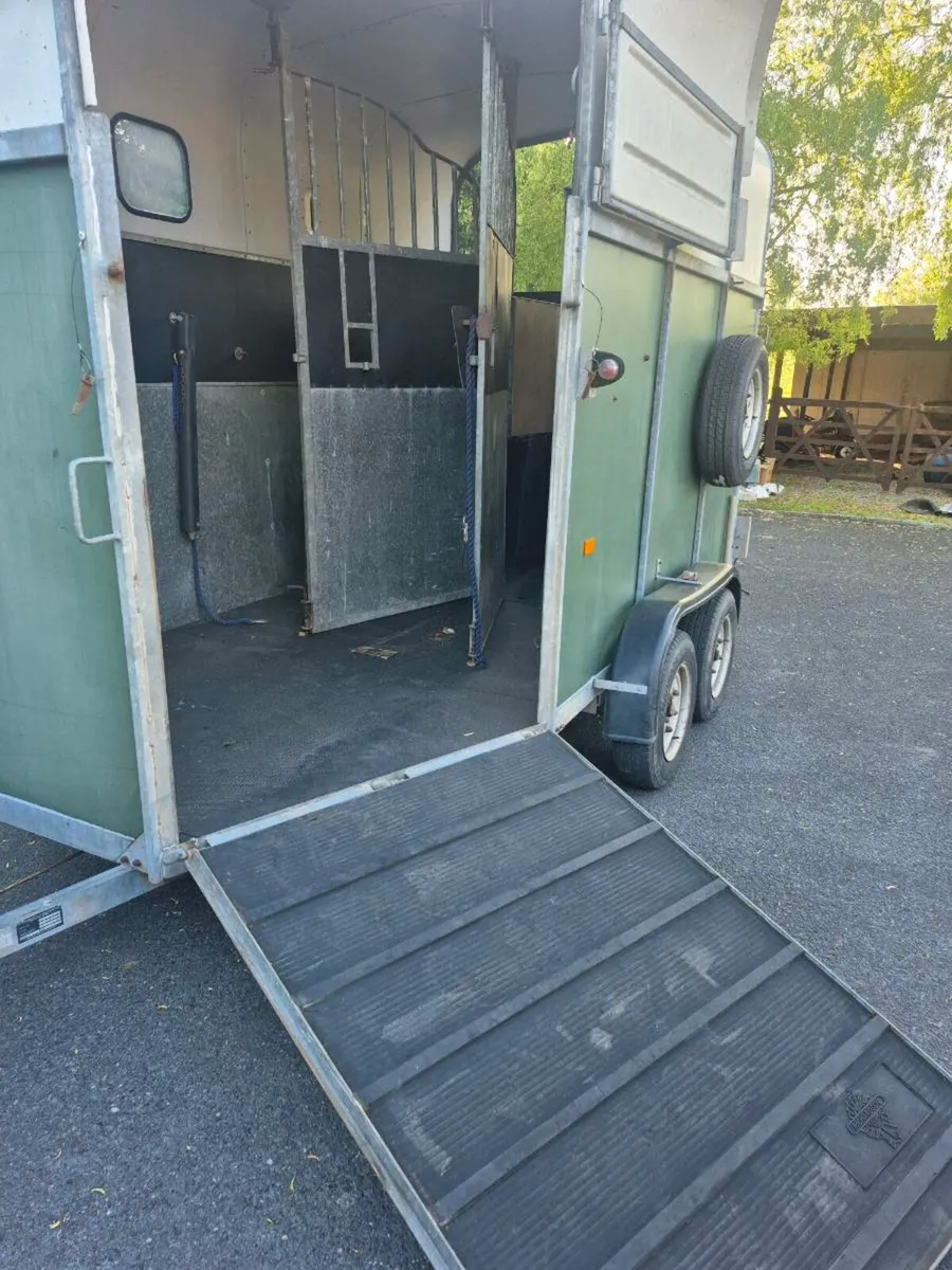 Richardson 3 horse box - Image 3