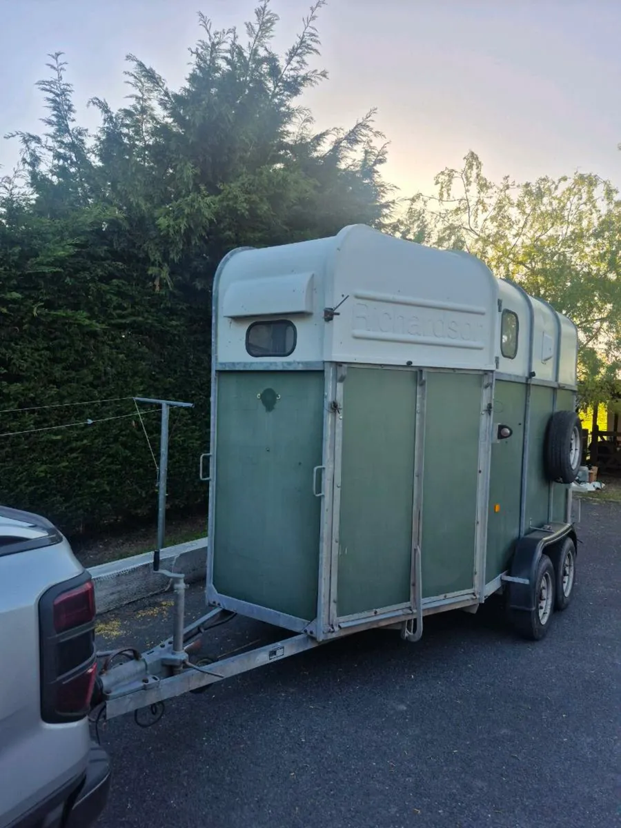Richardson 3 horse box - Image 4