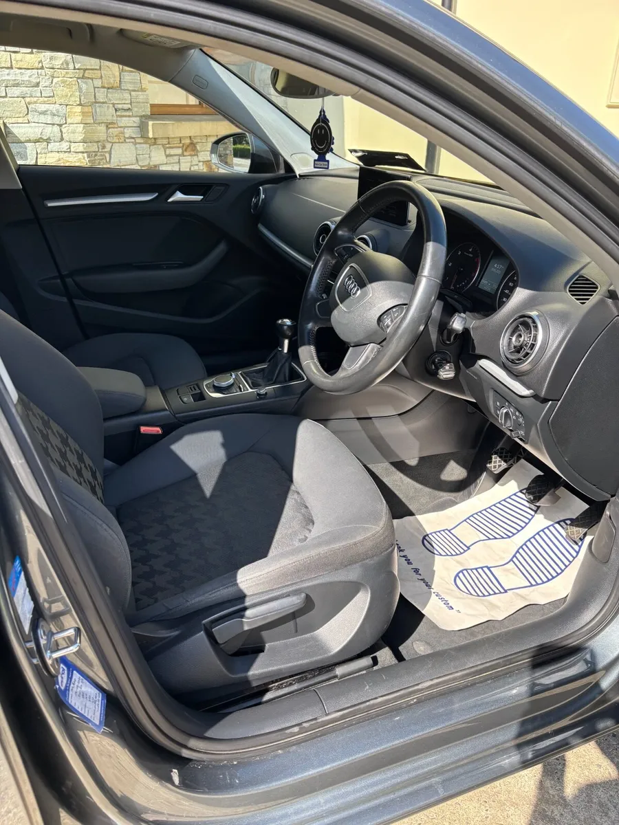 Audi A3 2014 2.0 TDI SE SPORTSBACK - Image 4