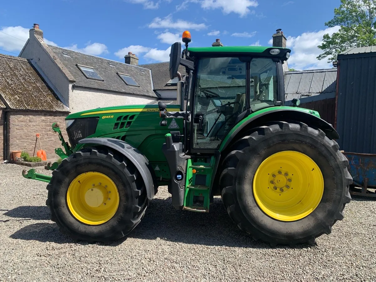 John Deere 6145R (2021) - Image 2