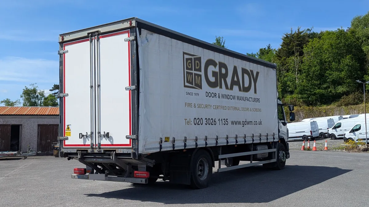 2017 DAF LF Rigid Curtainsider - Image 4