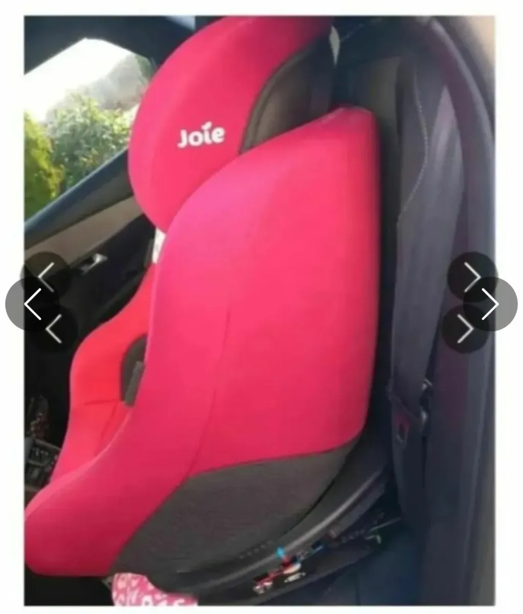 Joie swivel car seat - Image 1