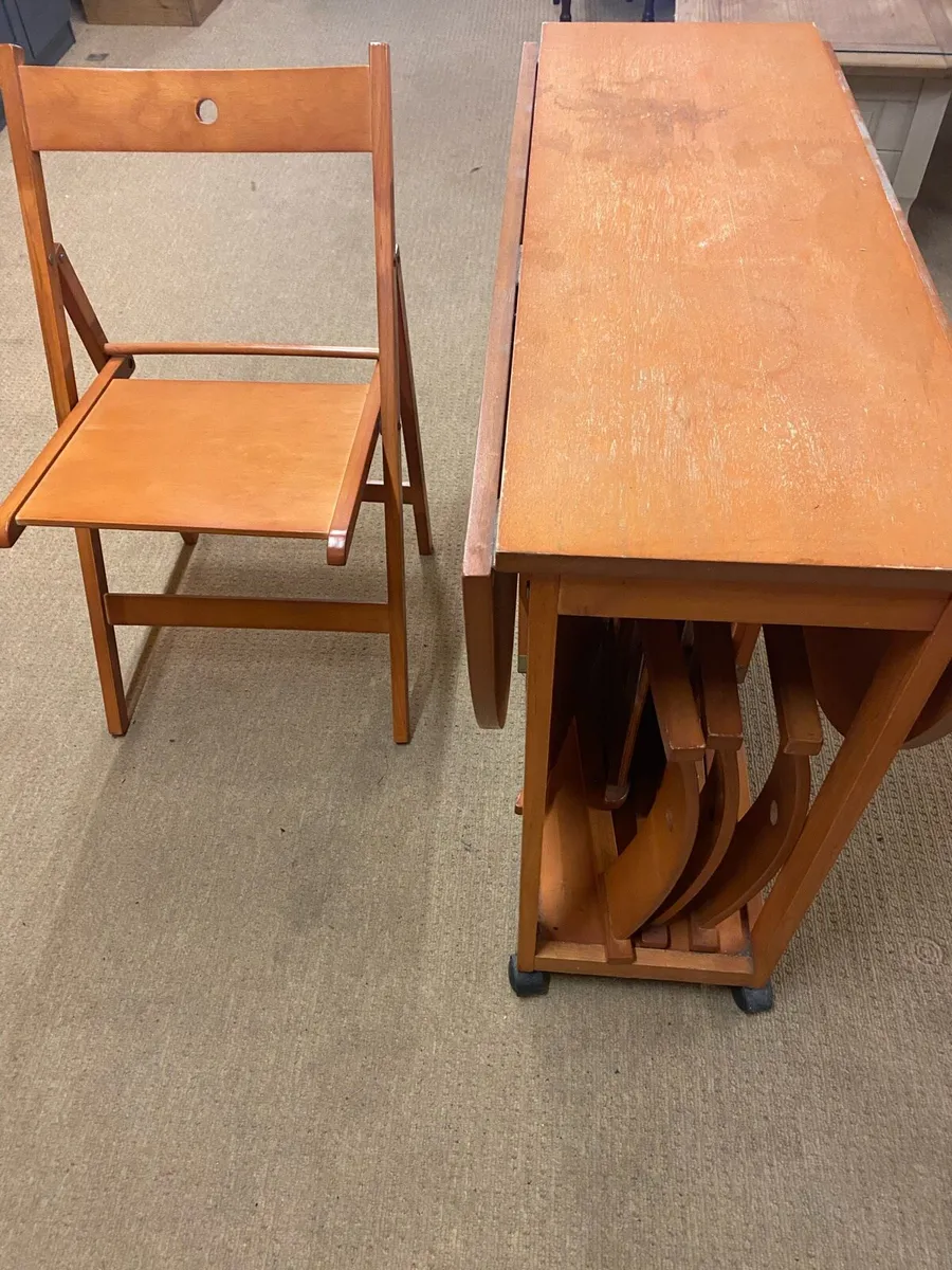 Dining table and chairs - Image 2