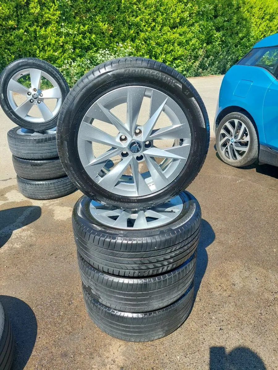 17" SKODA ALLOY WHEELS+TYRES - Image 1