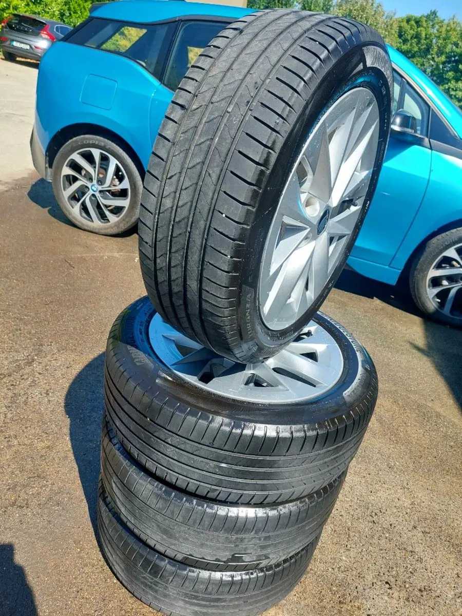 17" SKODA ALLOY WHEELS+TYRES - Image 3