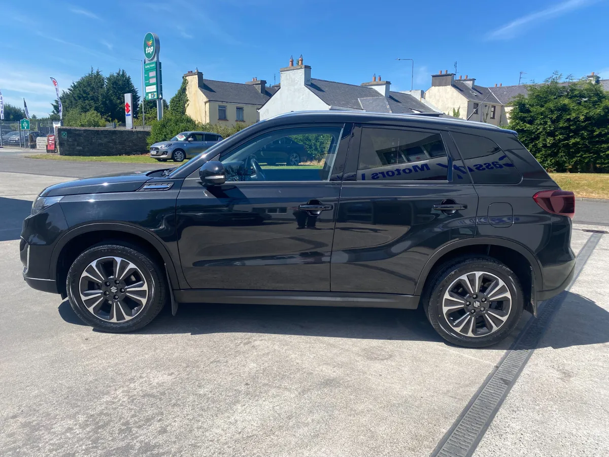2023 Suzuki Vitara**ALLGRIP*4X4**HYBRID** - Image 4