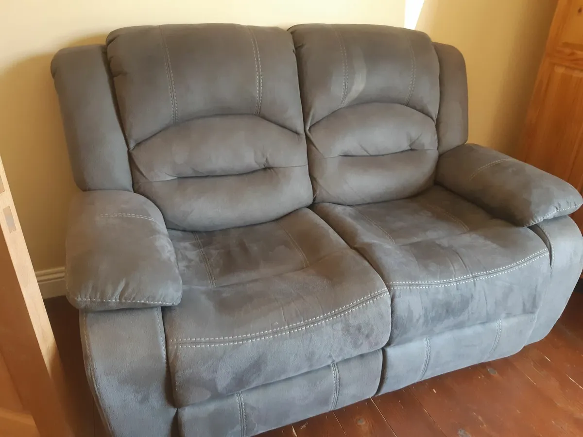 2 seater recliner sofa - Image 3