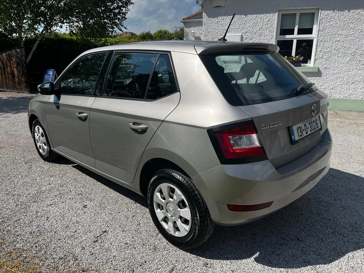 Skoda Fabia 1.0L Petrol Active Model - Image 4