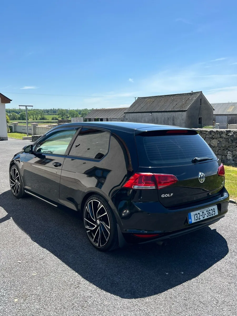 2013 Volkswagen Golf - Image 3