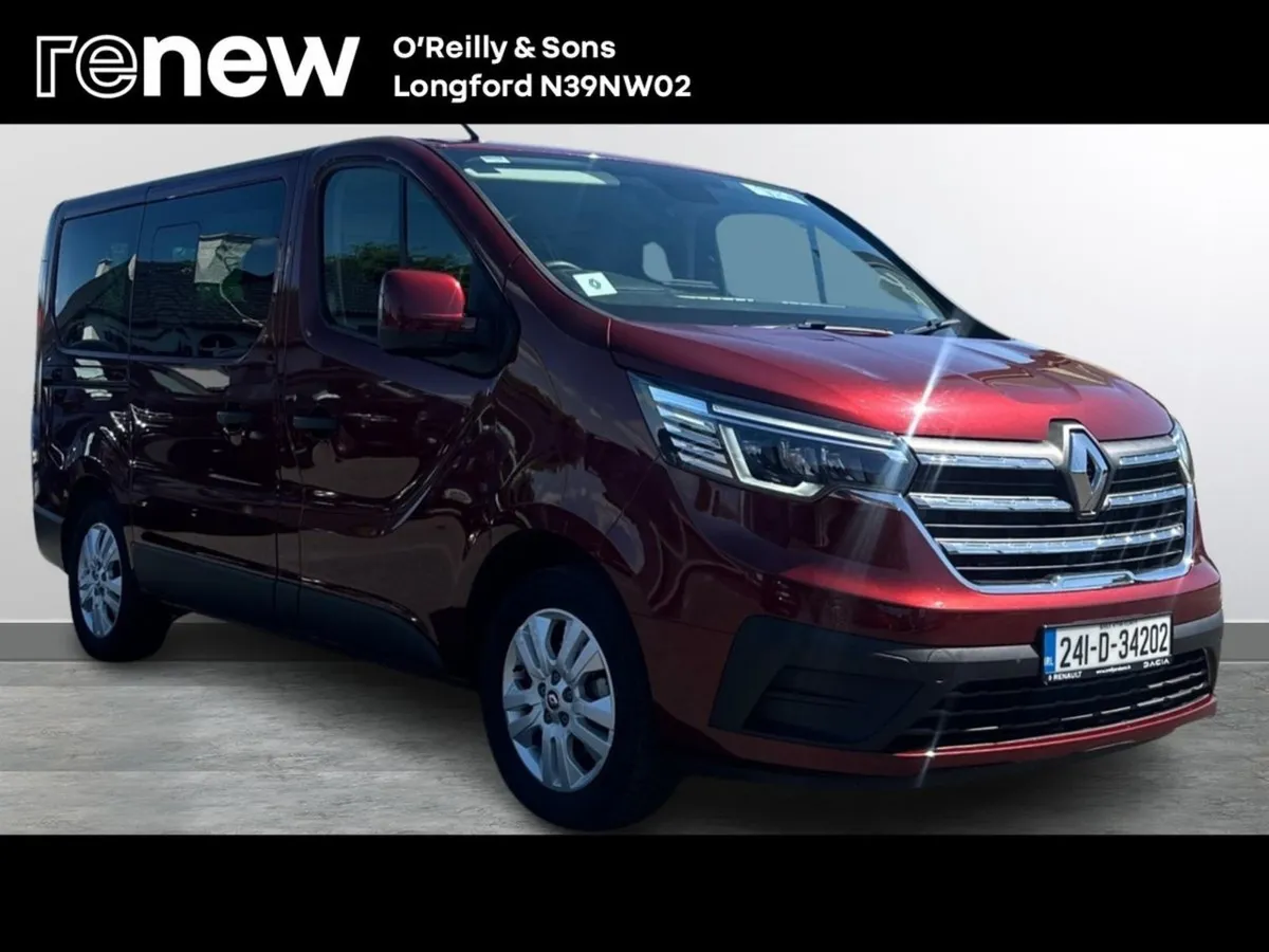 Renault Trafic Passenger Sportline 150BHP 8 Seate - Image 1