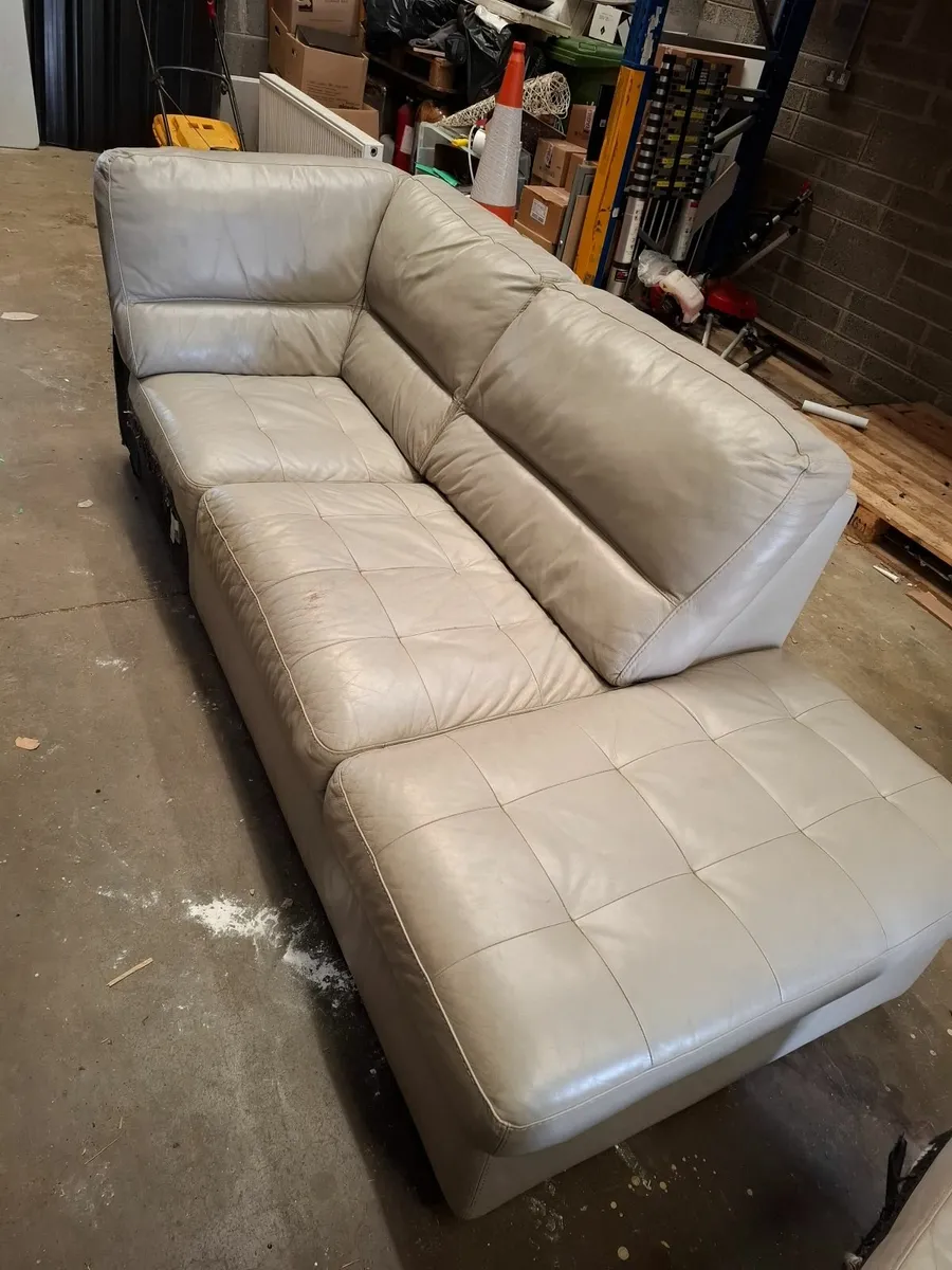 Corner couch grey - Image 1