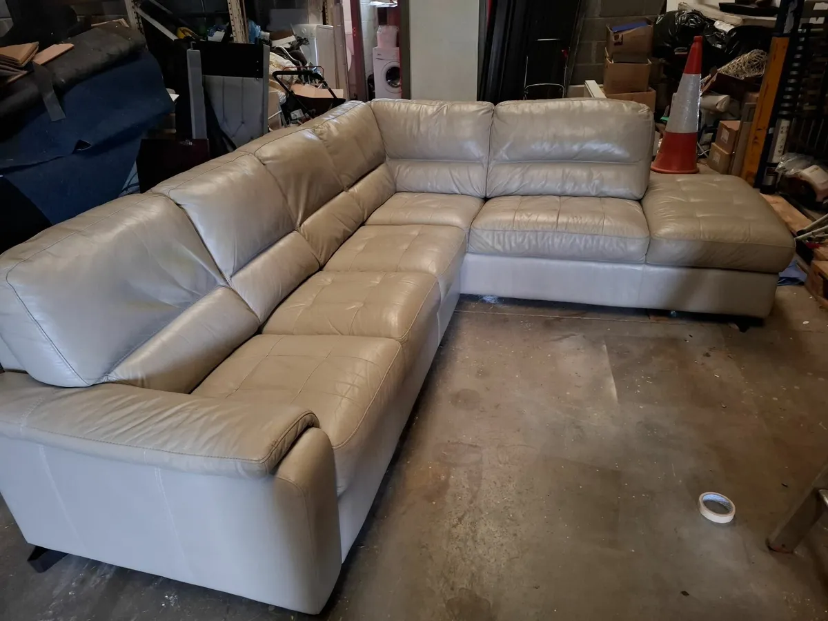 Corner couch grey - Image 3