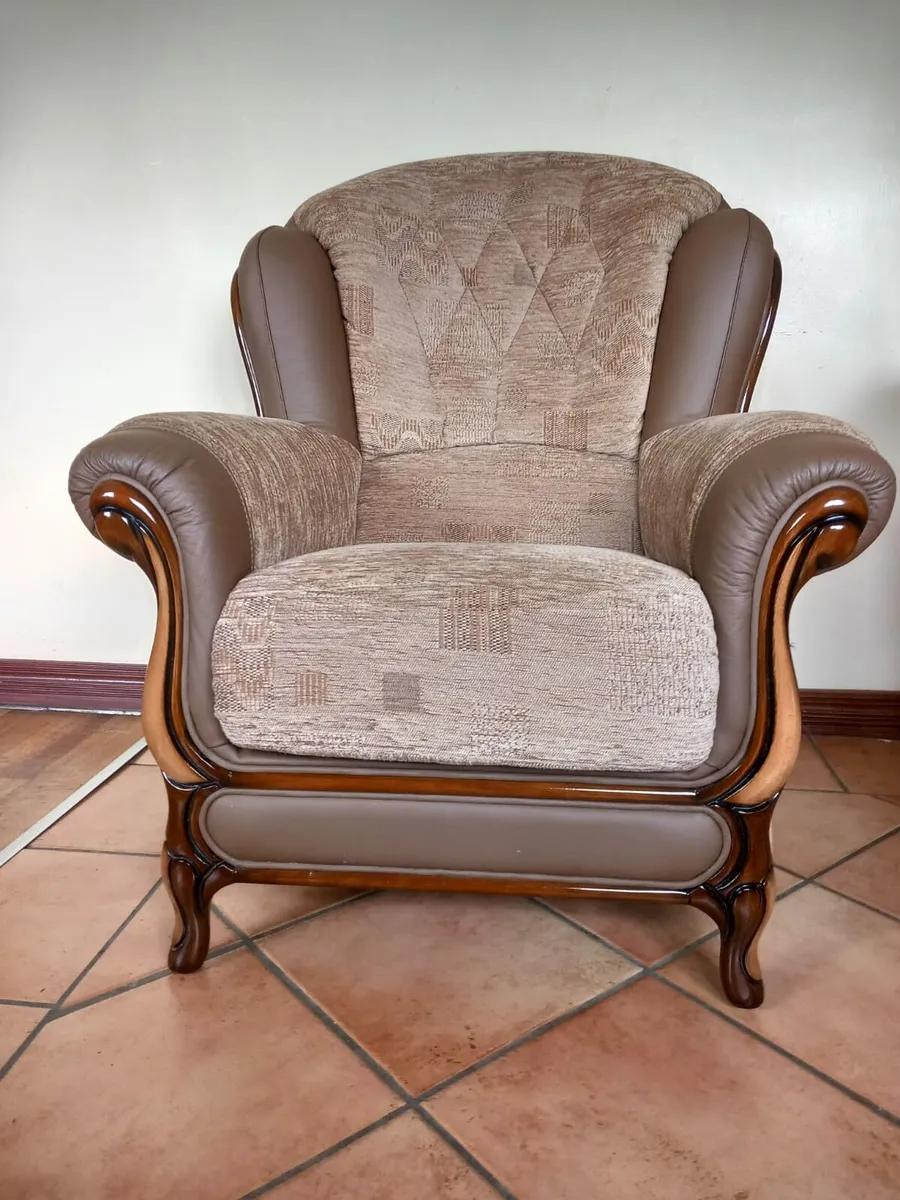 Furniture 3 piece suite - Image 1