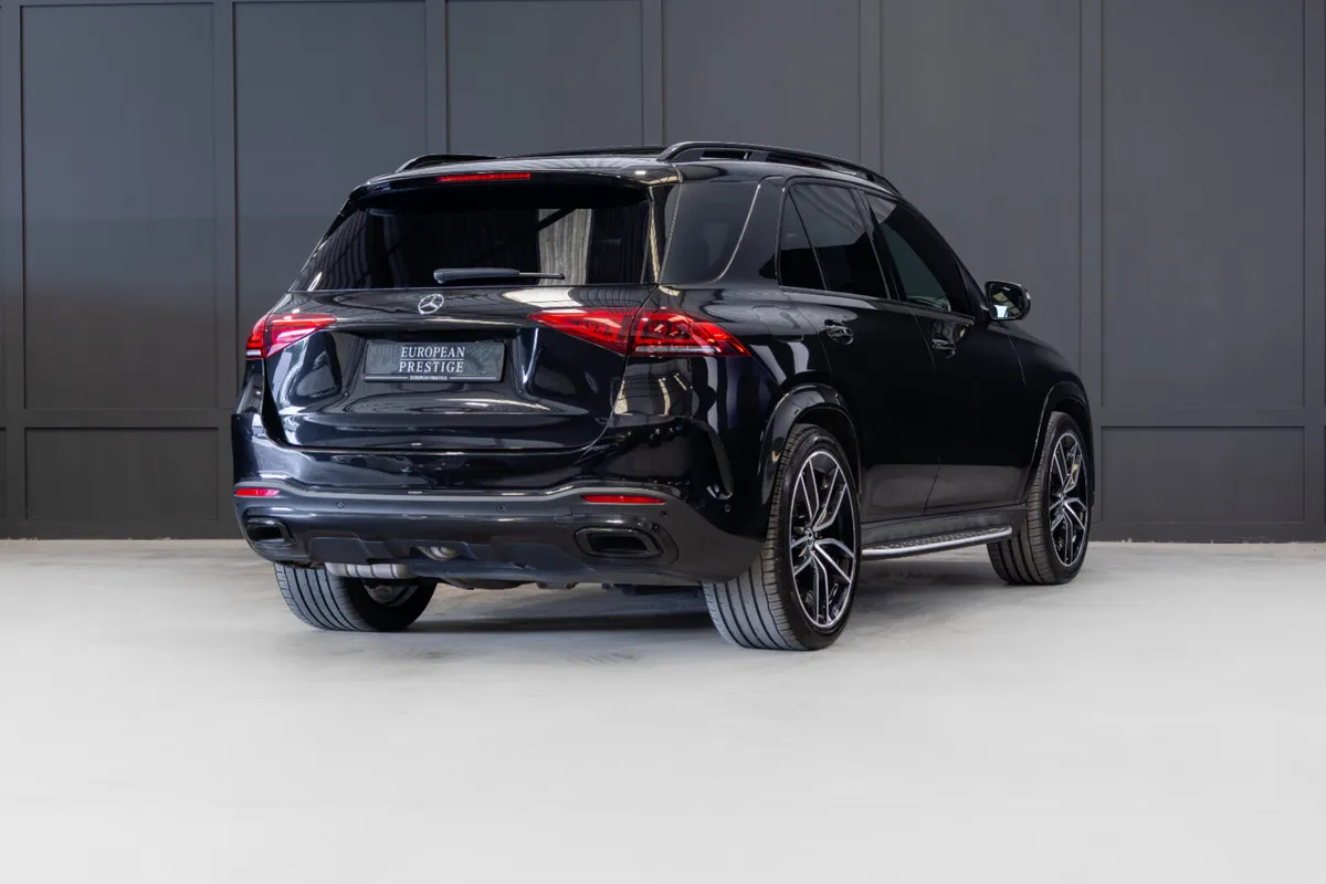 2022 Mercedes GLE 350de AMG Line Premium Plus - Image 3