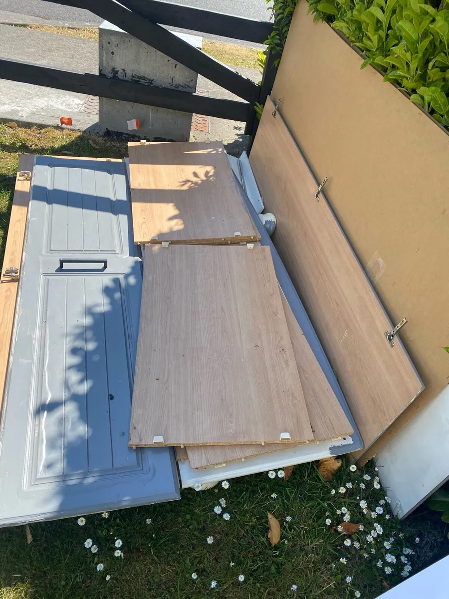 Free Double Wardrobe