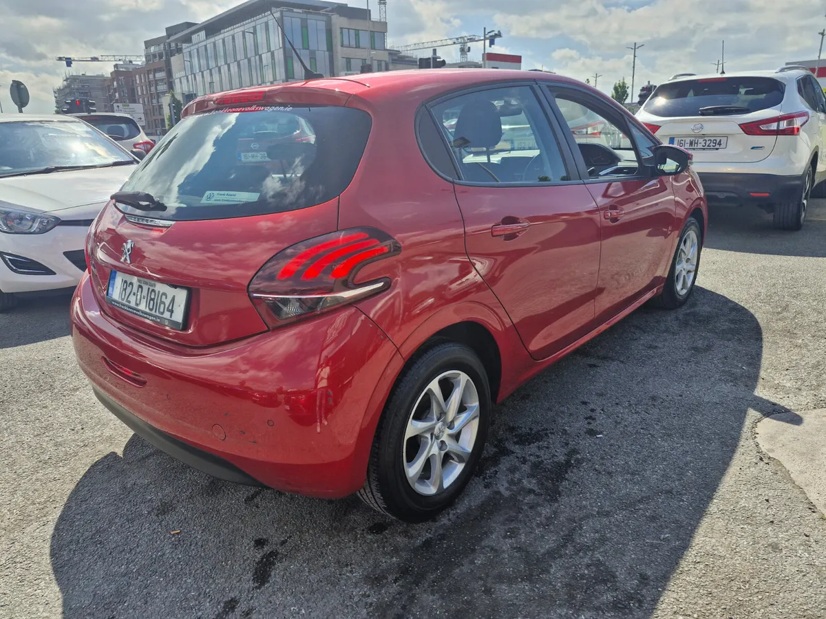 Peugeot 208 2018 - Image 4