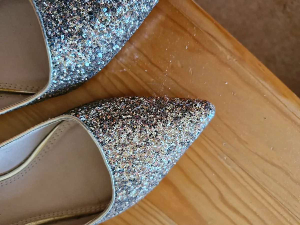 Ladies footwear - Image 1