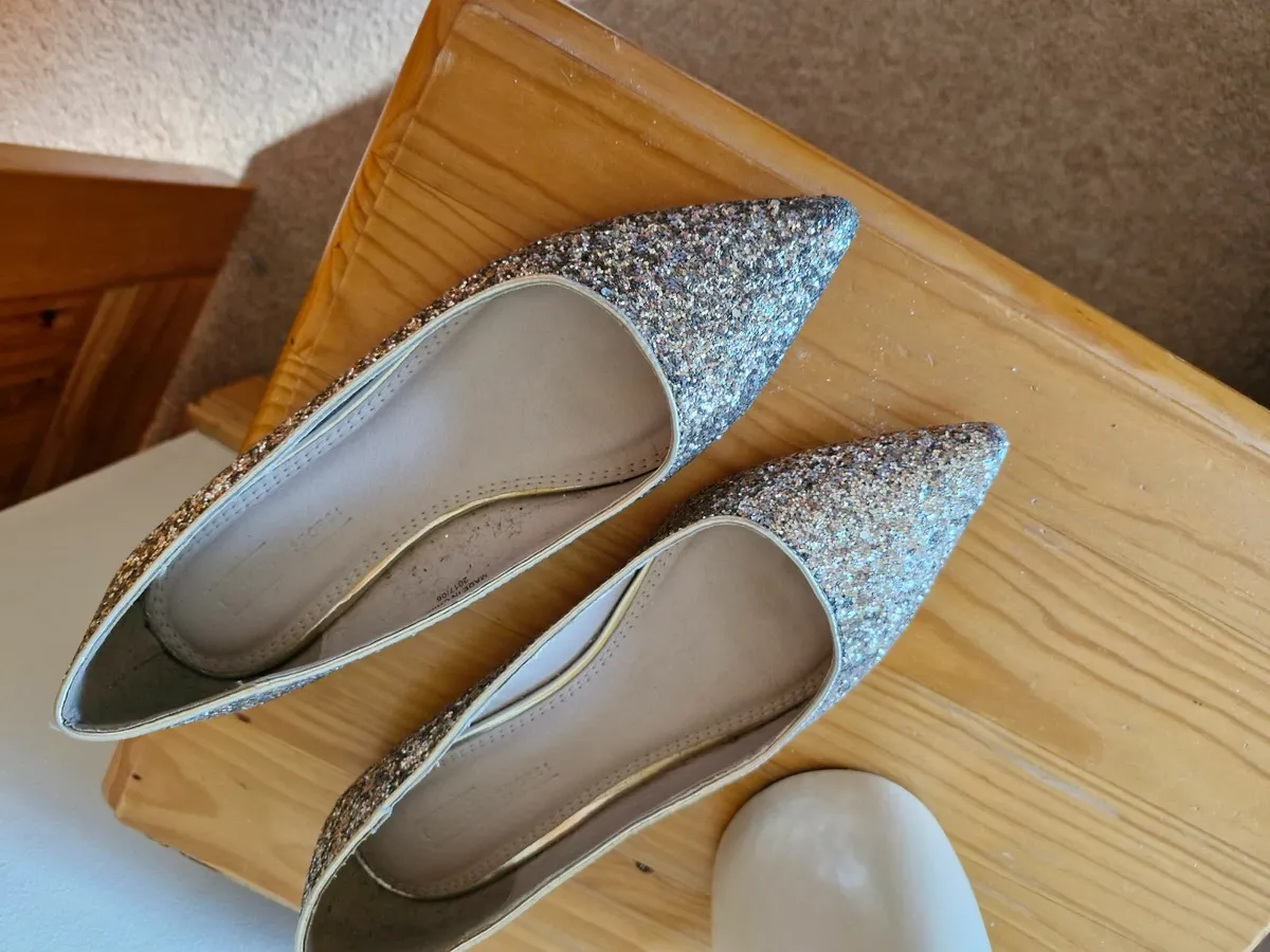 Ladies footwear - Image 2