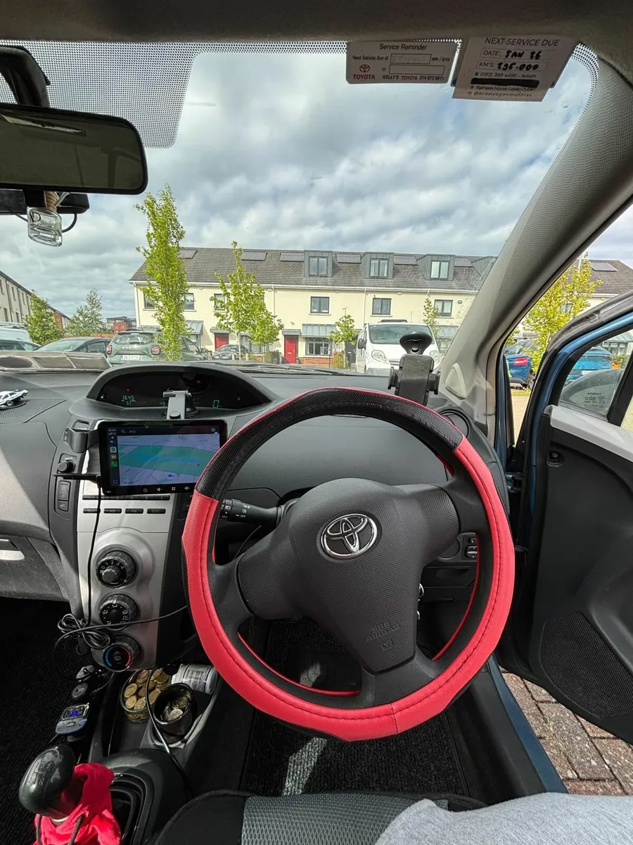 Toyota Yaris 2006 - Image 2