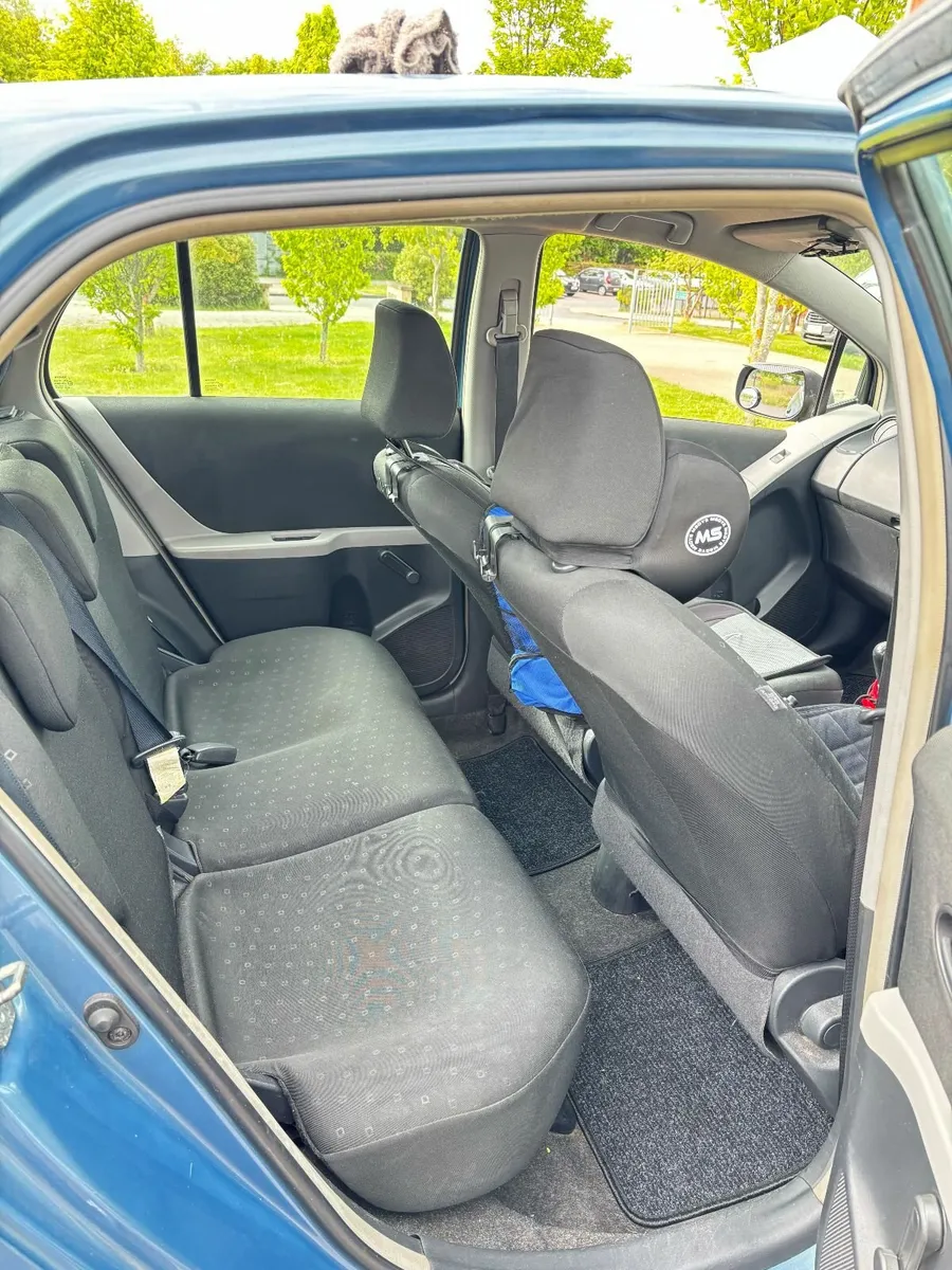 Toyota Yaris 2006 - Image 4