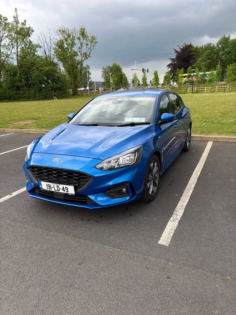 Ford Focus ST Line 2019 - Image 2