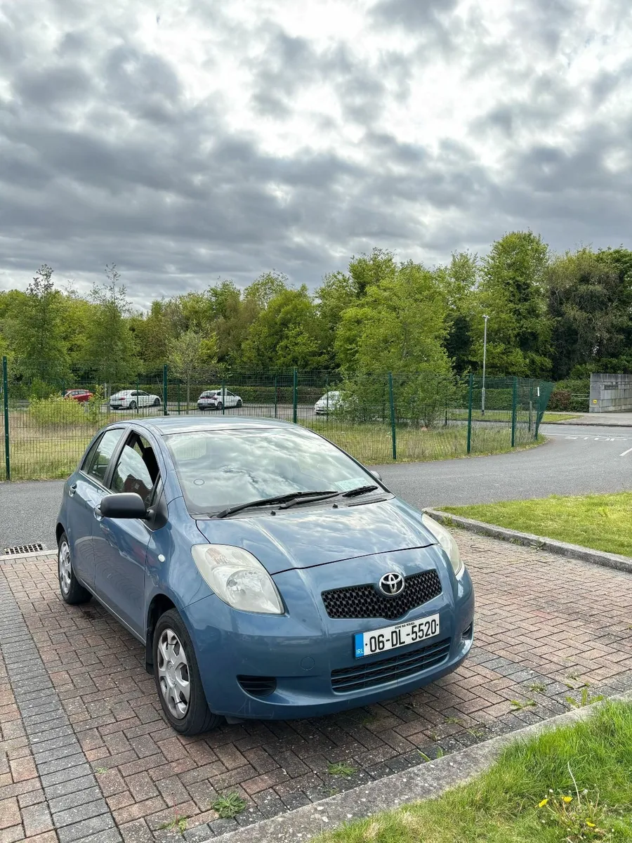 Toyota Yaris 2006 - Image 1