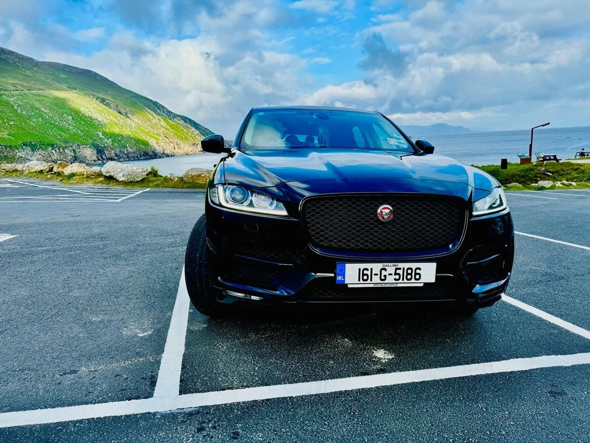 Jaguar F-Pace 2016 - Image 3