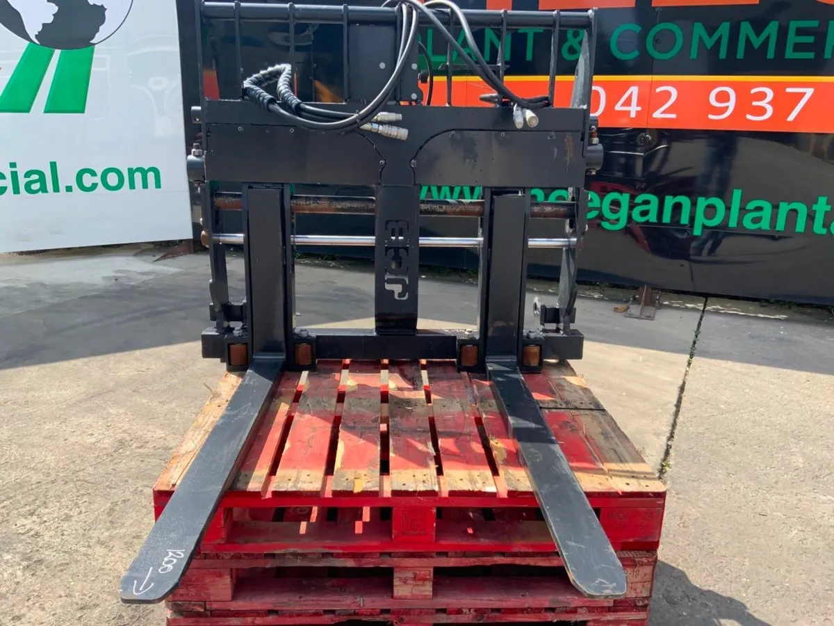 JCB PRECISION PLACER FORK CARRIAGE.....4280. - Image 4