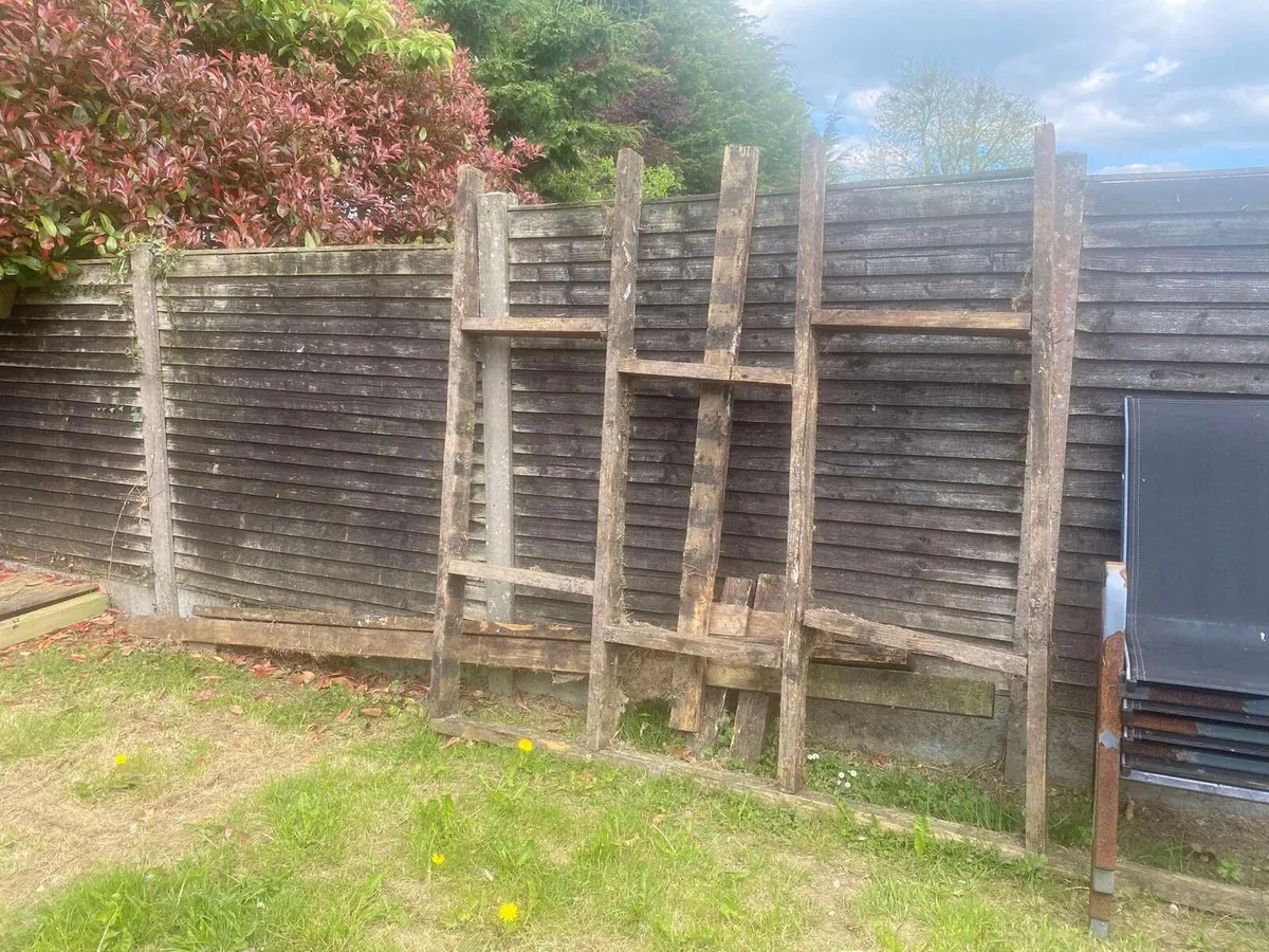 Free Wood - Image 3