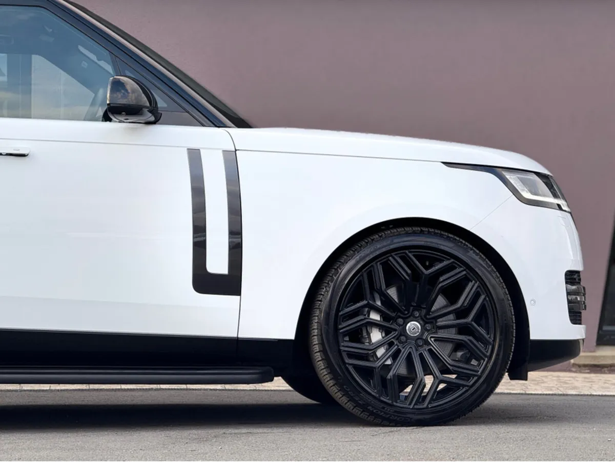 Land Rover Range Rover LATE 2022 RANGE ROVER VOGUE - Image 3