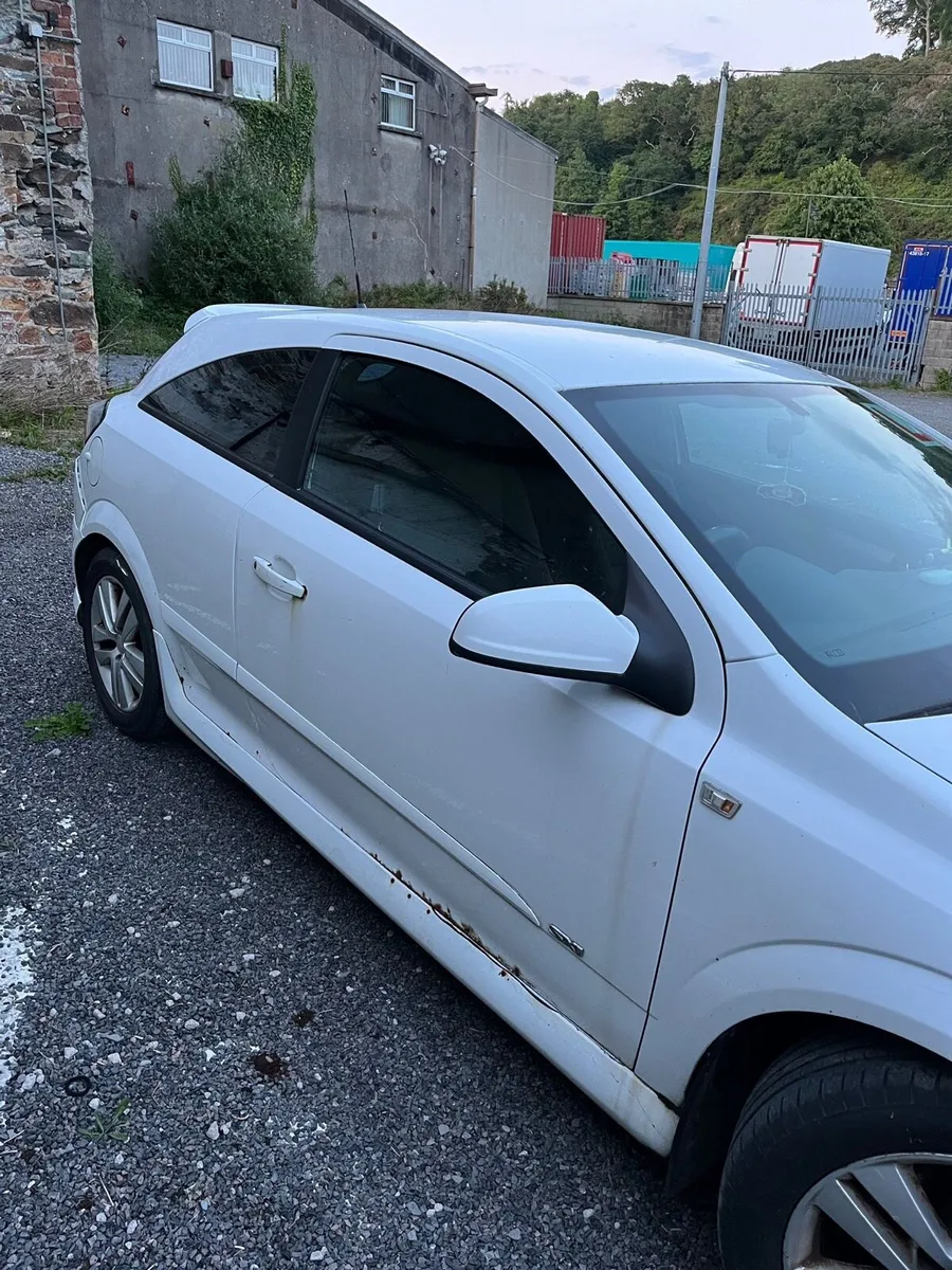 Opel Astra - Image 4